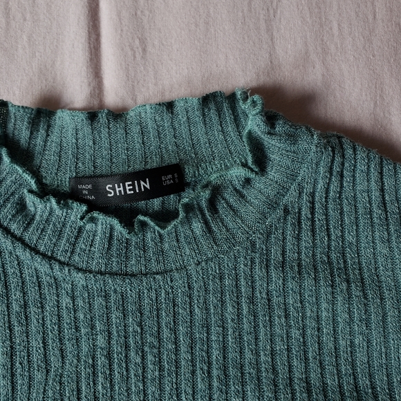 Lettuce Hem Shirt - Picture 2 of 3